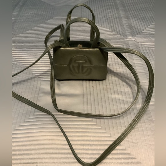 Telfar Olive Green Small Puffer Bag - Picture 3 of 8